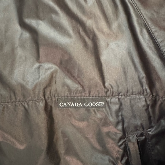 Canada goose lightweight jacket - Picture 4 of 6